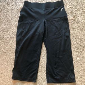 Fila workout pants never worn! Size xs.